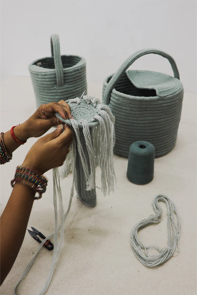 Basket Water Can - Image 6