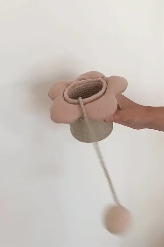CUP & BALL TOY FLOWER - Image 4