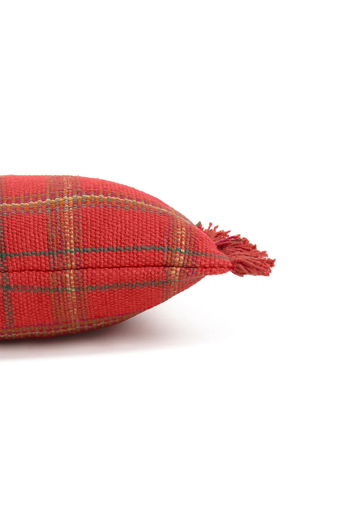 HANDLOOM CUSHION MAPPLE RED - Image 6