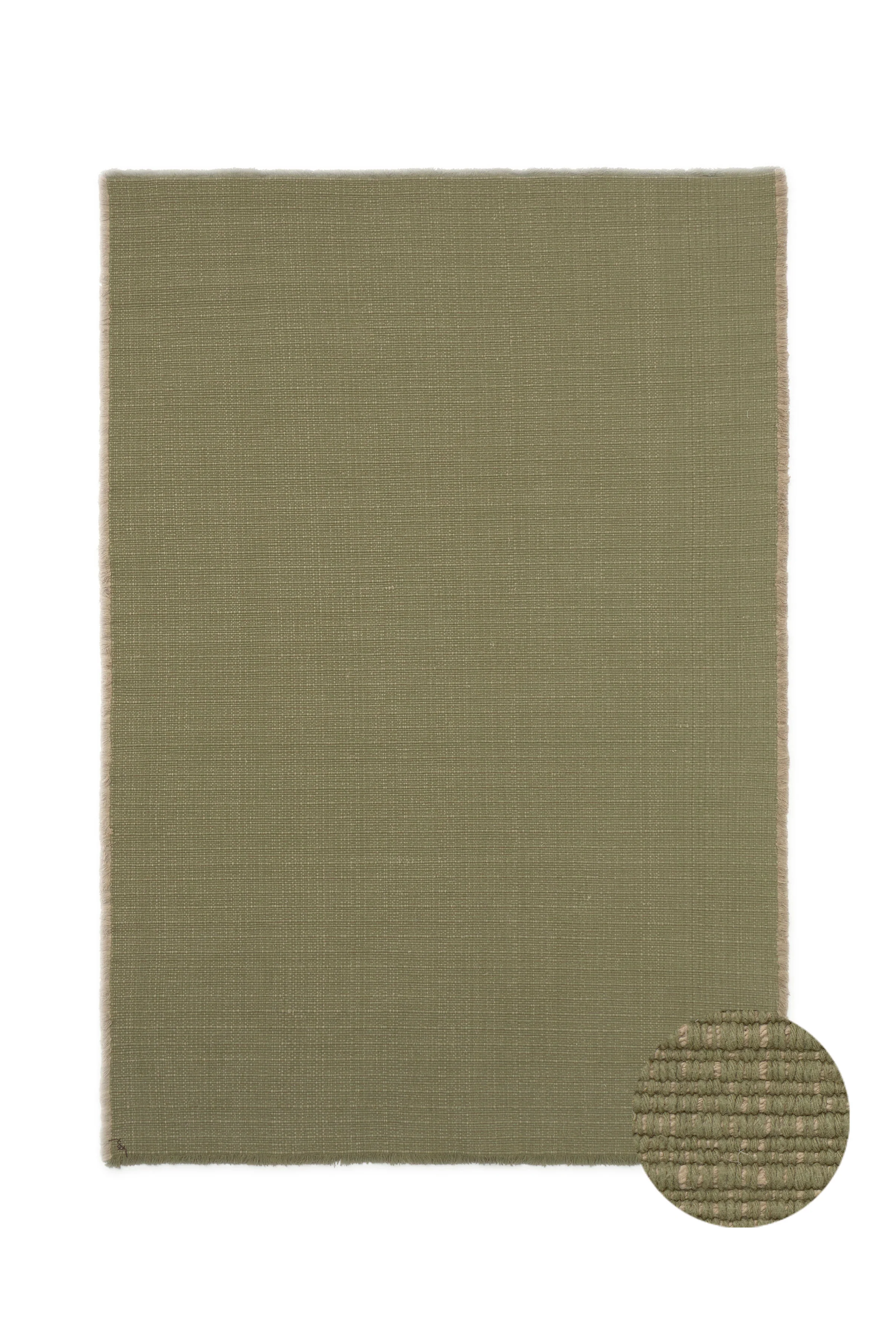 HANDLOOM RUG  KAKI
