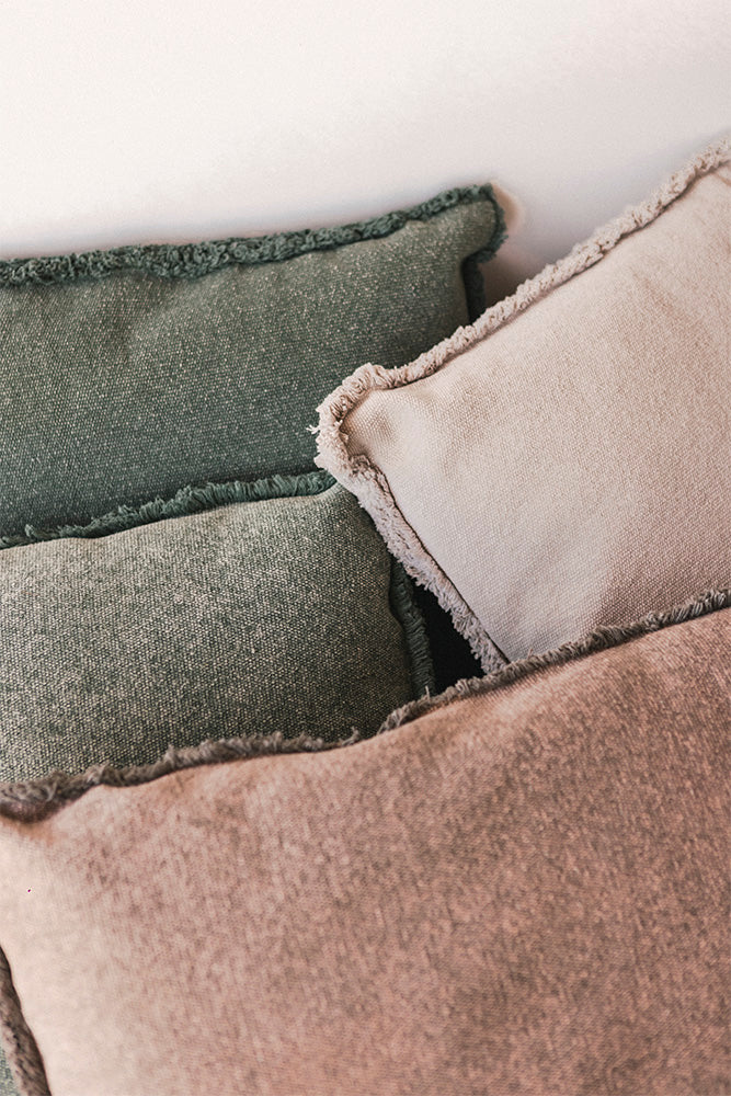 STONEWASHED SQUARE CUSHION NEW GREY - Image 4