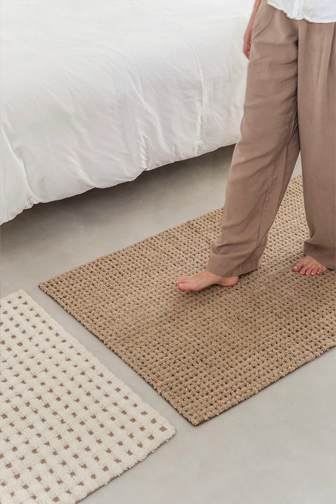 Wool Rug Blur - Image 4